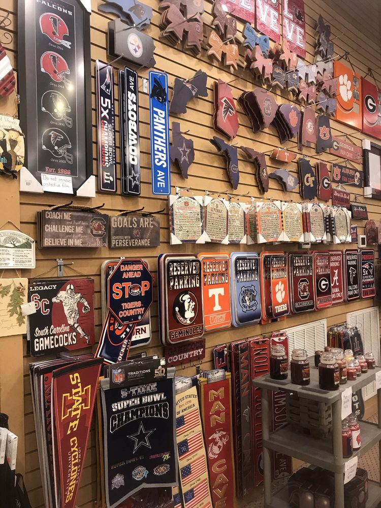 KIT AND CABOODLES Updated October 2024 510 Edgefield Rd, North