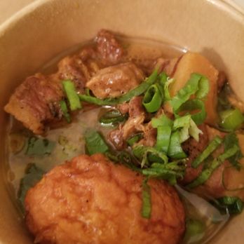 Vietnamské bagety - Caremilized pork belly with rice. So good! - Vietnamese Near Me - Brno, JC Vietnamské bagety - Caremilized pork belly with rice. So good! - Vietnamese Near Me - Brno, JC