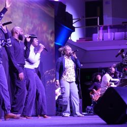 Loveland Church - Mount Rubidoux Youth & Young Adult Praise Team