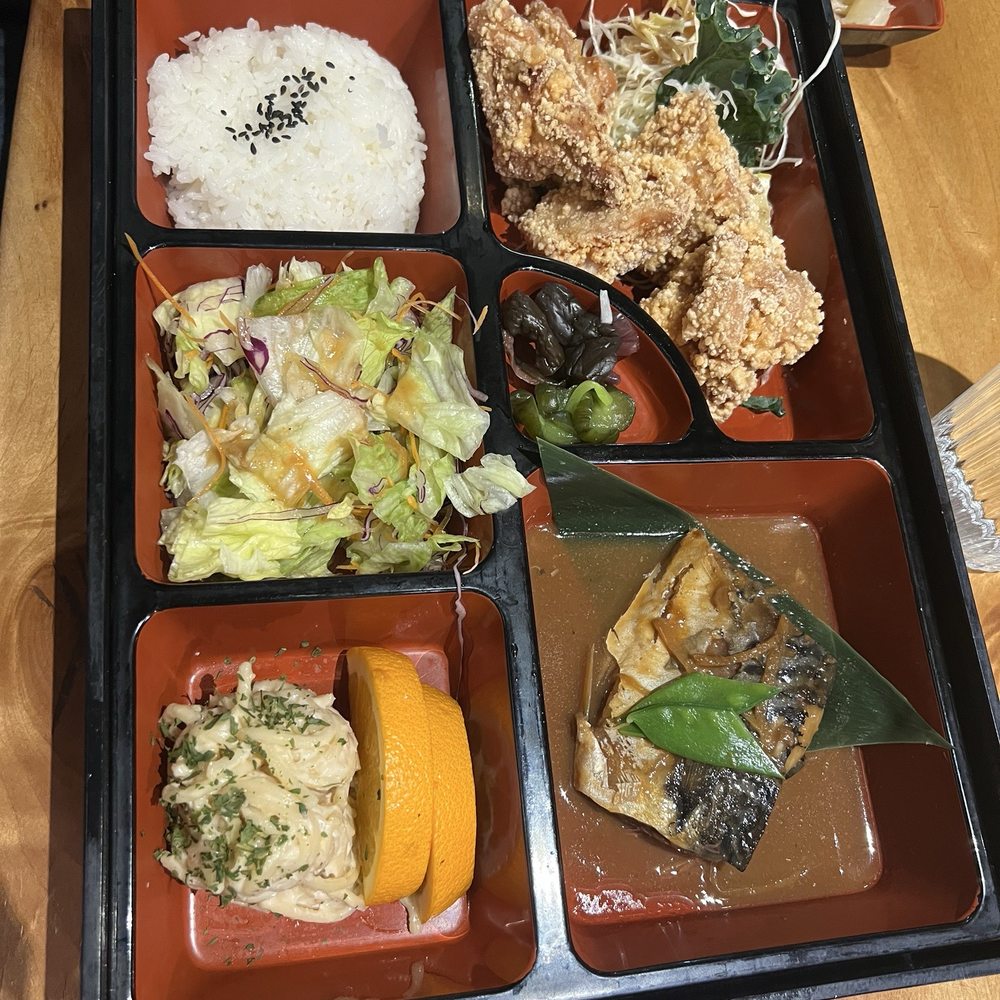 Miyabi Restaurant - Japanese Near Me - Tukwila, Washington