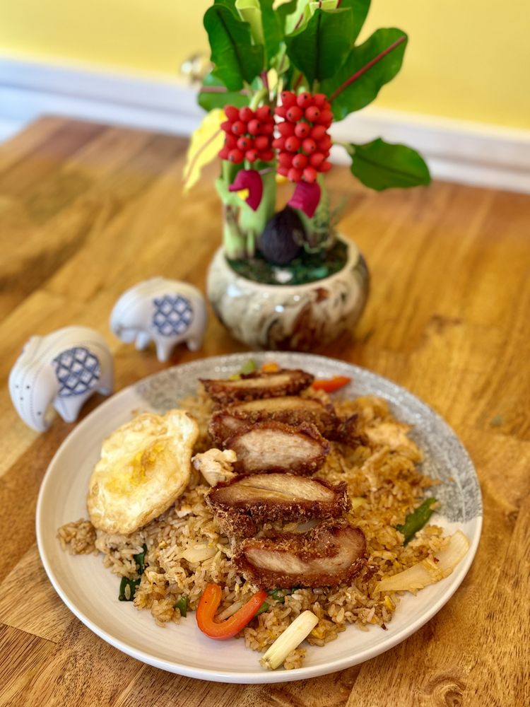 Fighting Fish Thai Cuisine