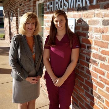 Chirosmart - Friendly staff at CHIROSMART - Chiropractors Near Me - Bloomington, Illinois
