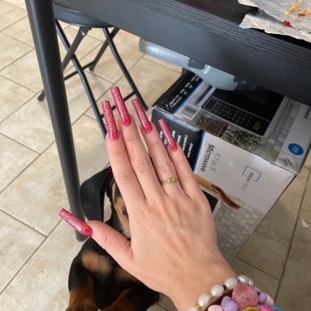 Luchic Nails Bar - Nail Salons Near Me - Los Angeles, California
