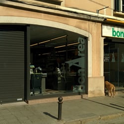 BonÀrea - Façana de la botiga