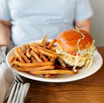 Burtons Grill & Bar by null