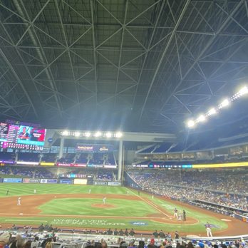 LoanDepot Park - Stadiums & Arenas Near Me - Miami, Florida