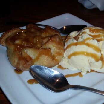 Red Lobster - No words to describe how incredibly good this dessert is, love it! - Seafood Near Me - Raleigh, North Carolina
