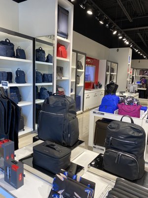 tumi outlet seattle