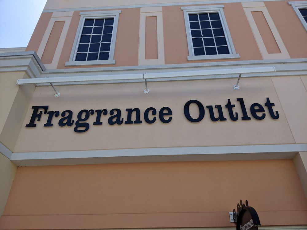 FRAGRANCE OUTLET 4840 Tanger Outlet Blvd, North Charleston, South