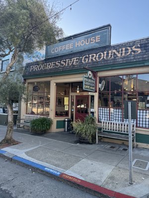 Progressive Grounds by null
