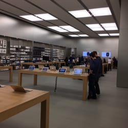 Apple Store - Greenwich Avenue - Genius Bar