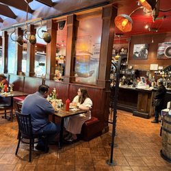 Bisbee's Table - Dining area