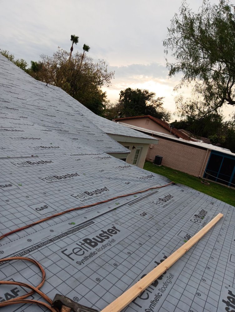 Slide of Rubio R Roofing