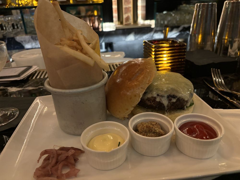 Smoke Jazz & Supper Club