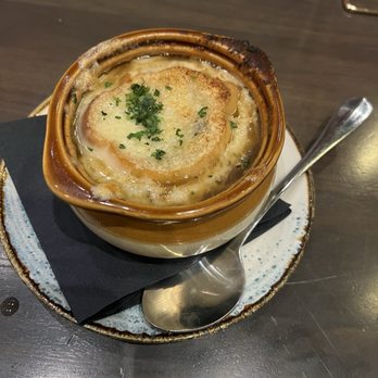 Makers Union - French onion soup - American Near Me - Arlington, Virginia Makers Union - French onion soup - American Near Me - Arlington, Virginia