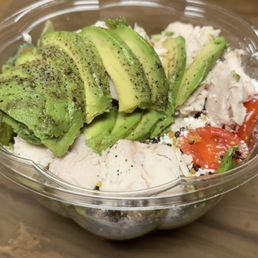 Avocado & Quinoa Superfood Ensalada must try! Avocado & Quinoa Superfood Ensalada must try!