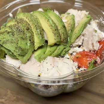 Mendocino Farms - Avocado & Quinoa Superfood Ensalada must try! - Salad Near Me - Thousand Oaks, California Mendocino Farms - Avocado & Quinoa Superfood Ensalada must try! - Salad Near Me - Thousand Oaks, California