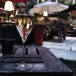 Al Fresco