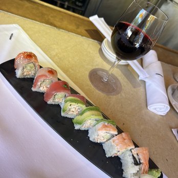 R+D Kitchen - Rainbow Roll Sushi - New American Near Me - Yountville, California R+D Kitchen - Rainbow Roll Sushi - New American Near Me - Yountville, California