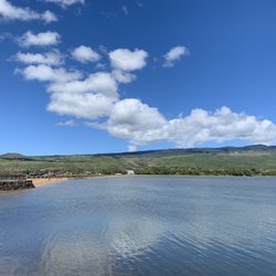 Moloka'i Pier and Boat Harbor