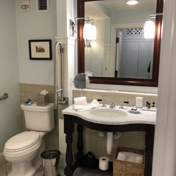 Omni - Standard bathroom - Venues & Event Spaces Near Me - Bedford, Pennsylvania Omni - Standard bathroom - Venues & Event Spaces Near Me - Bedford, Pennsylvania