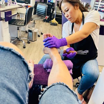 La Bella Spa Salon - Nail Salons Near Me - Foster City, California