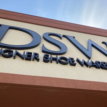 DSW - Store signage - Shoe Stores Near Me - East Brunswick, New Jersey
