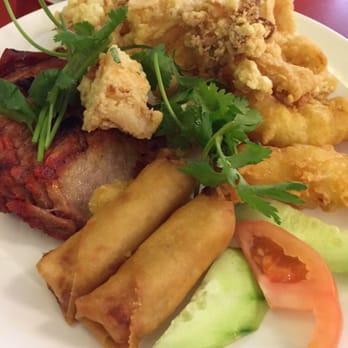 Blazing Noodles - Sampler appetizer egg roll bbq pork calamari shrimp tempura - Thai Near Me - Temecula, California