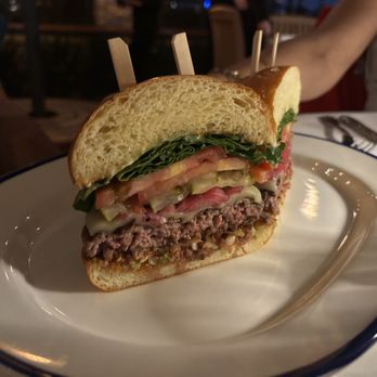 Gulfstream - Cheeseburger $26. Came with cold fries. - New American Near Me - Newport Beach, California