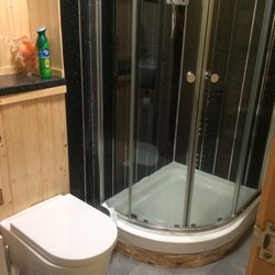 The Merginn - Ensure shower
