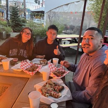 Cartopia Food Carts - Pizza & French fries - Food Trucks Near Me - Portland, Oregon