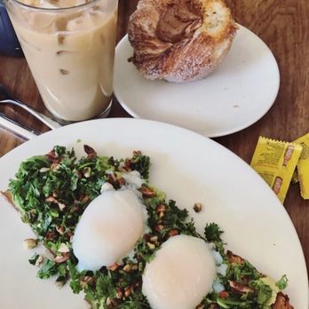 Izzio Bakery - Avocado toast with poached eggs - Bakeries Near Me - Denver, Colorado Izzio Bakery - Avocado toast with poached eggs - Bakeries Near Me - Denver, Colorado