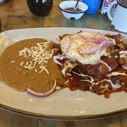Mercado San Benito - Chilaquiles rojos