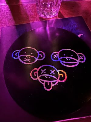 Tres Monos by null