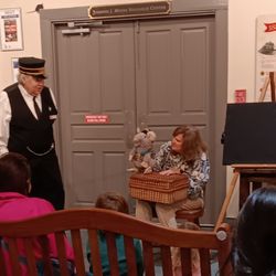 Interurban Railway Museum - Story Time for kids, Fridays at 11. Free.