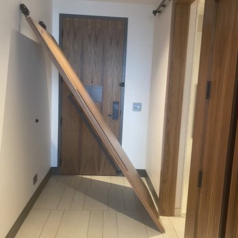 The Farnam, Autograph Collection - Bathroom barn door that fell off while my husband was trying to close it. Note no track securing it at bottom. - Hotels Near Me - Omaha, Nebraska The Farnam, Autograph Collection - Bathroom barn door that fell off while my husband was trying to close it. Note no track securing it at bottom. - Hotels Near Me - Omaha, Nebraska