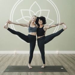 Highland Yoga -  Memorial