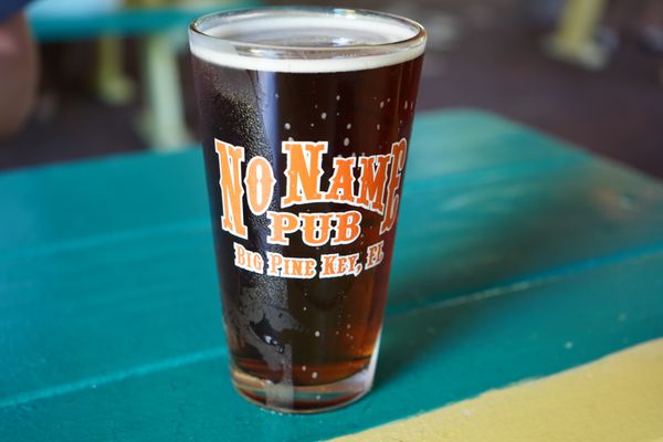 No Name Pub by null
