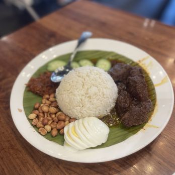 Ipoh Kopitiam - nasi lemak w rendang curry beef - Malaysian Near Me - Alhambra, California Ipoh Kopitiam - nasi lemak w rendang curry beef - Malaysian Near Me - Alhambra, California