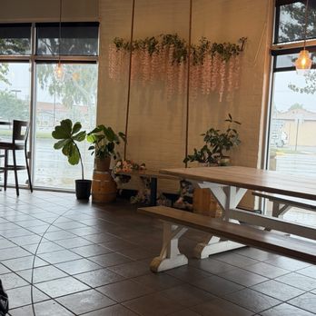 Taliza Coffee & Brunch - Cute and clean areas to enjoy your meal and coffee - Coffee & Tea Near Me - Norwalk, California Taliza Coffee & Brunch - Cute and clean areas to enjoy your meal and coffee - Coffee & Tea Near Me - Norwalk, California