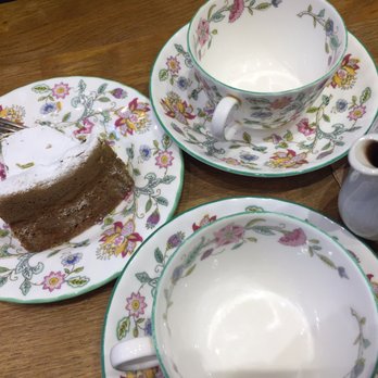 Lanka - Delish! - Patisserie/Cake Shop Near Me - London, XGL