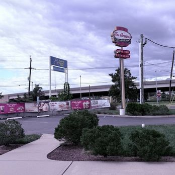 Tim Hortons - Cafes Near Me - Raritan, New Jersey