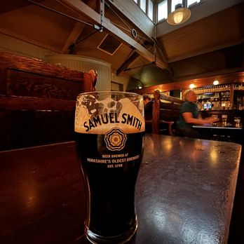 Ye Olde Cheshire Cheese - Pubs Near Me - London, XGL Ye Olde Cheshire Cheese - Pubs Near Me - London, XGL