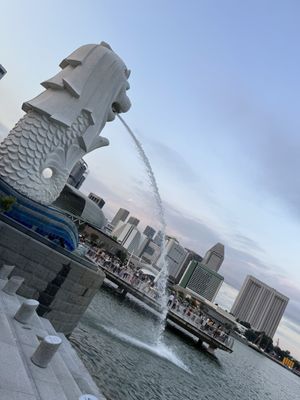 Merlion Park by null