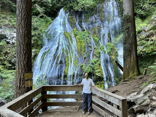 Panther Creek Falls by null