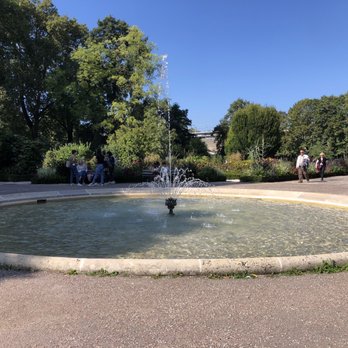Jardin Botanique de l’Arquebuse - Fountain - Botanical Gardens Near Me - Dijon, 21