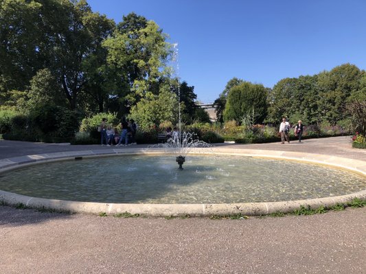 Jardin Botanique de l'Arquebuse by null