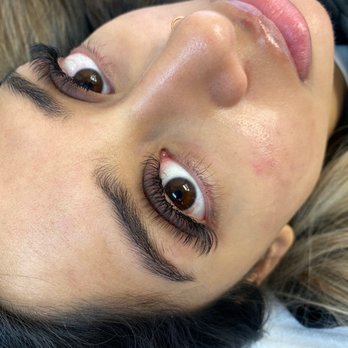 Nee Lashes - Brand new hybrid set - Eyelash Service Near Me - Seattle, Washington Nee Lashes - Brand new hybrid set - Eyelash Service Near Me - Seattle, Washington