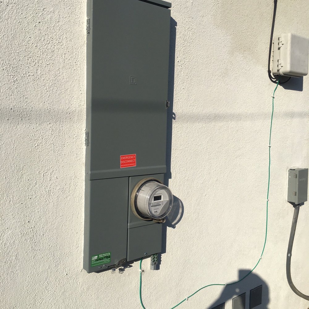 Franks Innovative Electric - Panel upgrade - Electricians Near Me