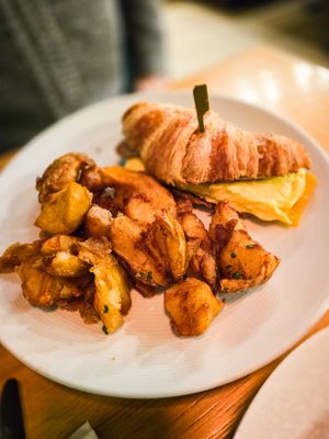 Oak and Honey by null